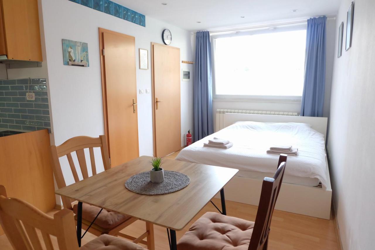 Bivalvia Apartments Κόπερ Εξωτερικό φωτογραφία