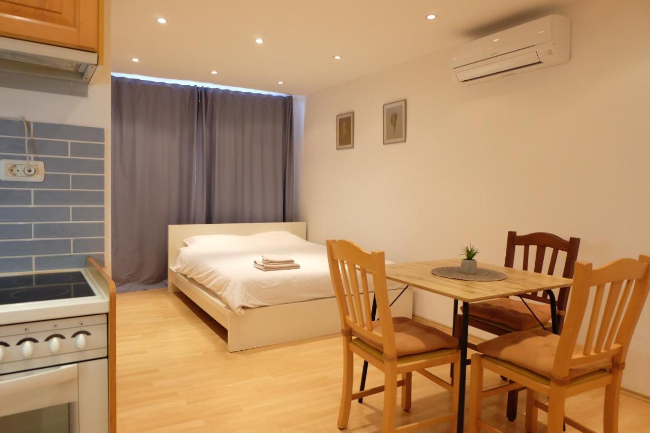 Bivalvia Apartments Κόπερ Εξωτερικό φωτογραφία